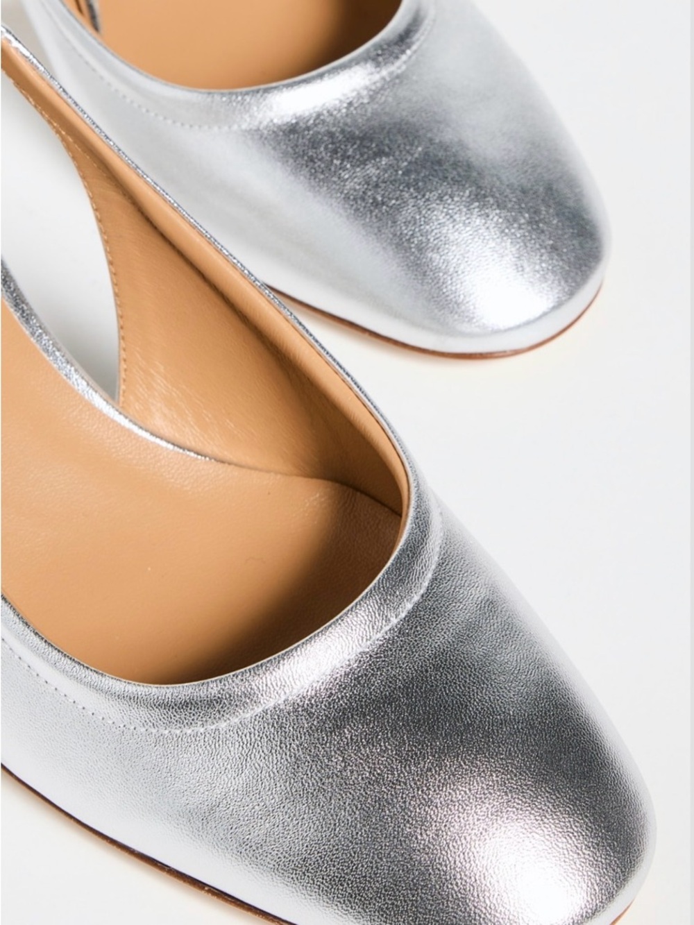 Aeyde Romy Laminated Metallic Silver Pumps - Picture 14 of 15